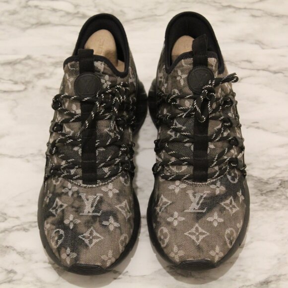 Louis Vuitton Fastlane Monogram Sneakers Black Denim LV size 8.5 - Picture 1 of 12